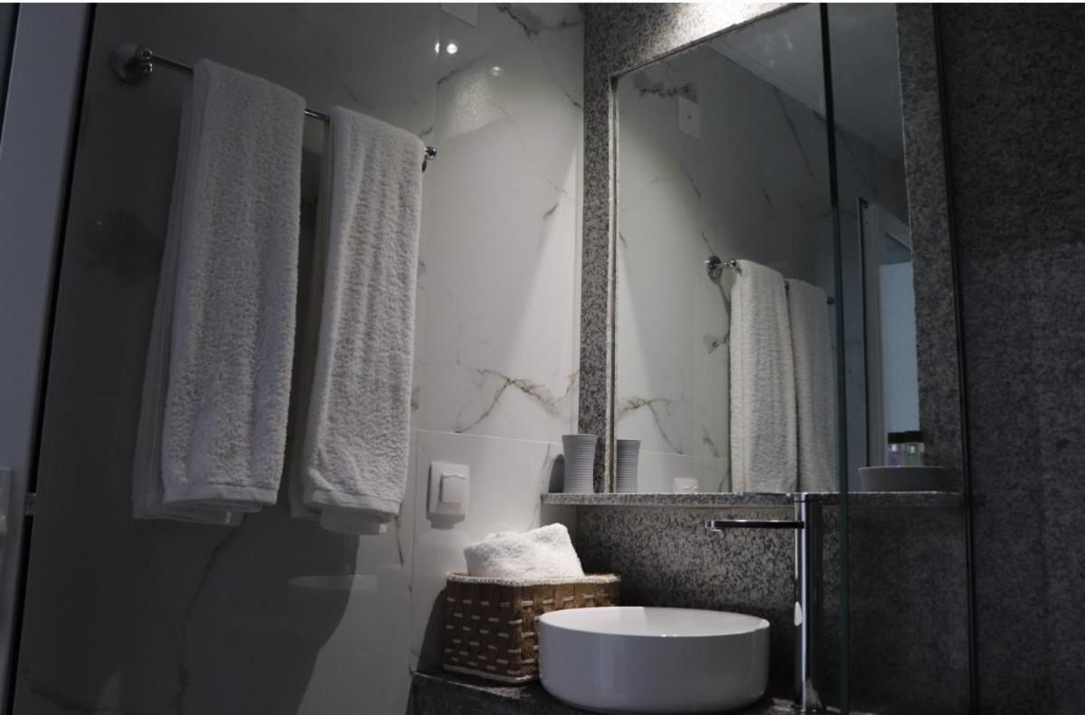Fiosal Apartments 2 Skiathos Town Bagian luar foto